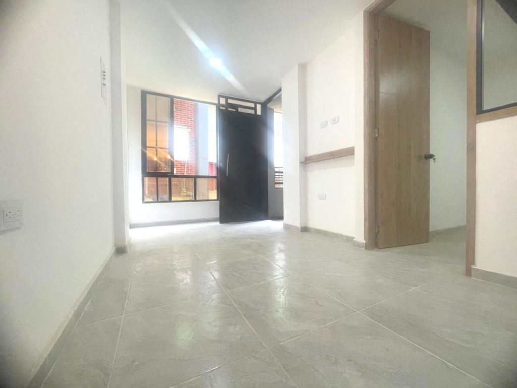 WhatsApp Image 2025-09-04 at 8.32.12 AM (4)