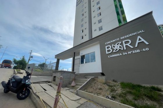 Venta apartamento vía al aeropuerto en Girón, Conjunto Bora.