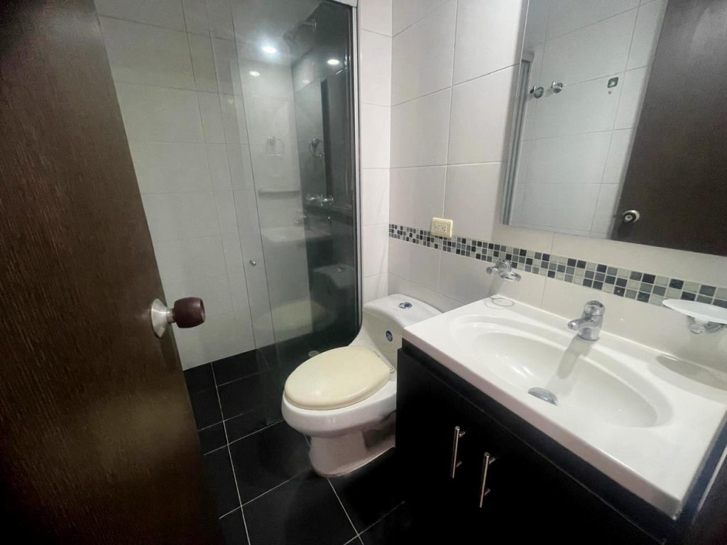 WhatsApp Image 2025-04-01 at 9.10.22 AM (8)