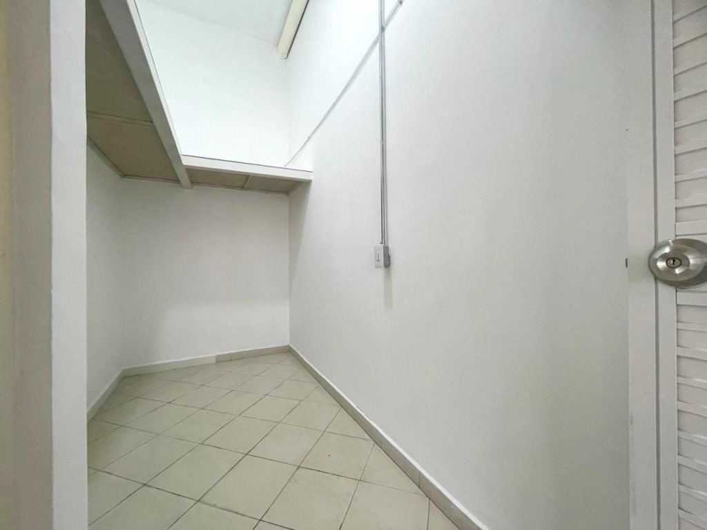 arriendolocalsectorcalzadoedificiocolumbus4