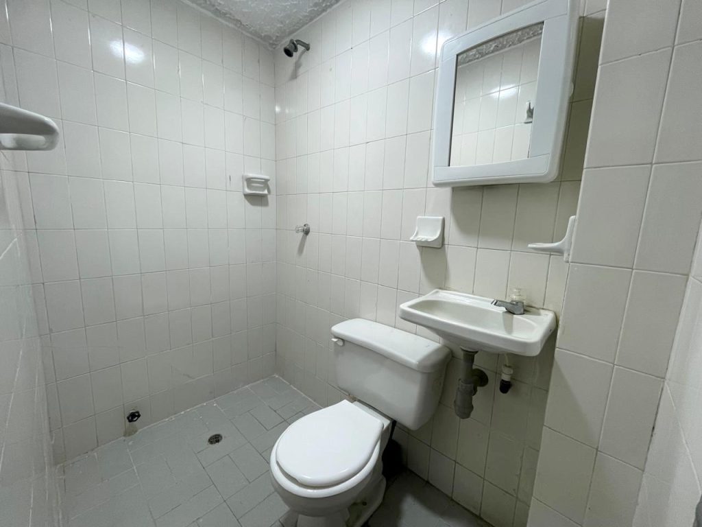 arriendoaptobarrioterrazaedificiolosangeles4