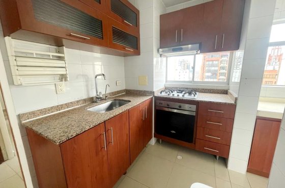 Venta apartamento cerca al Parque Las Pamas. Barrio Sotomayor. Edificio La Recoleta